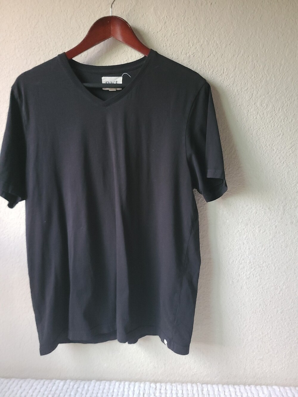 Pact Black V-Neck Women's Shirt Size L